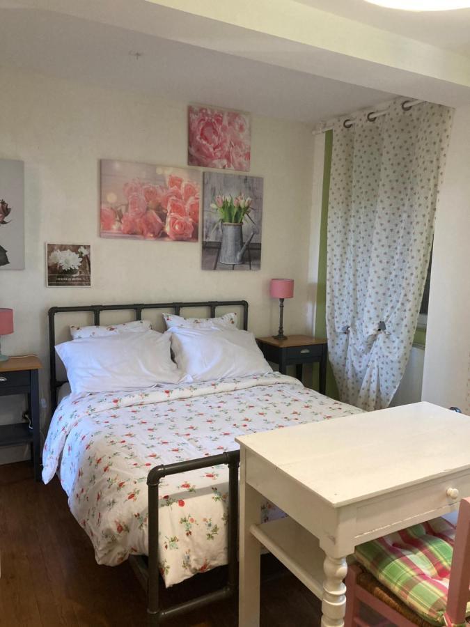 Les Chambres D'Agath'Anes Ganac Esterno foto